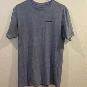 Men’s Patagonia shirt
